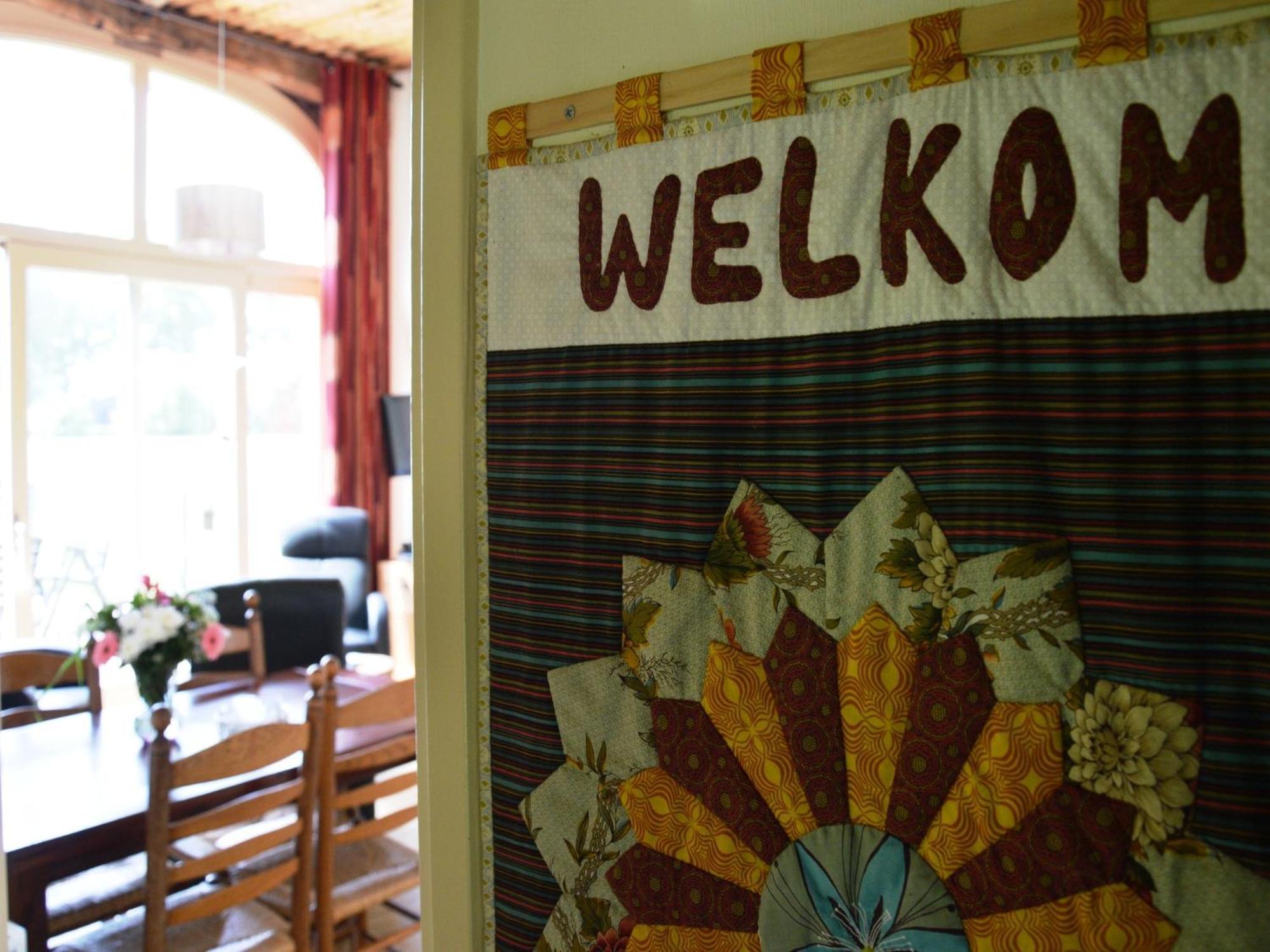 Quaint Farmhouse In Geesteren With Meadow View Zewnętrze zdjęcie